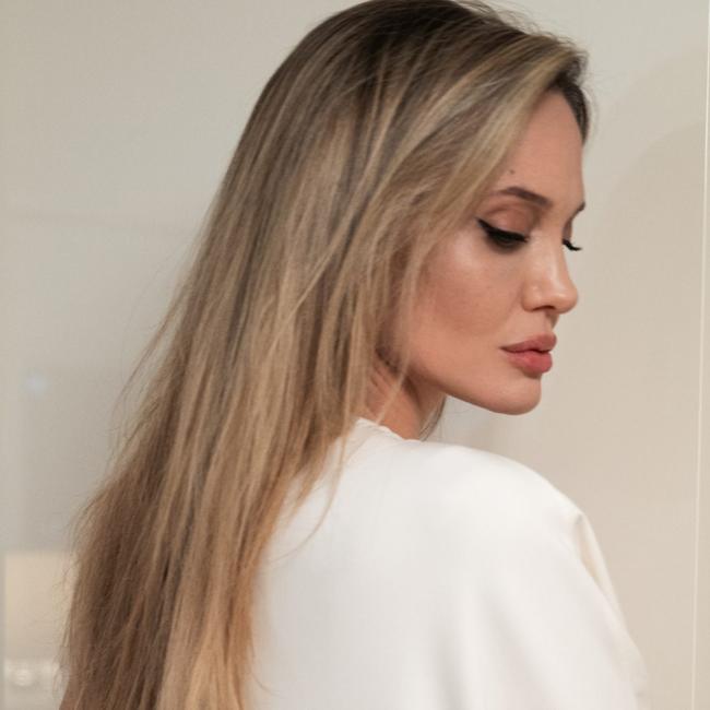 El maquillaje de los ojos de Angelina Jolie.